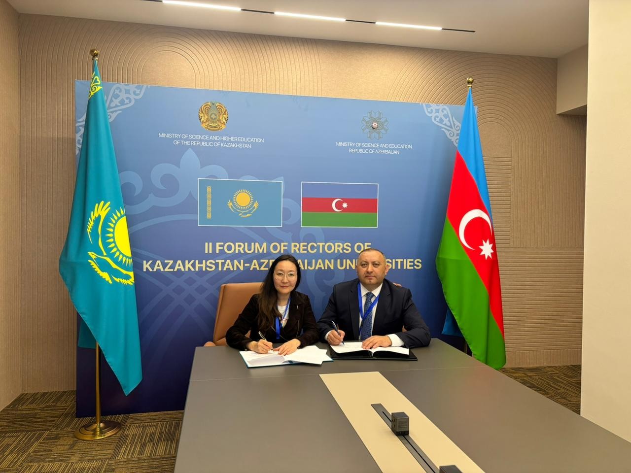 ADAU ilə Qazaxıstanın ali təhsil müəssisələri arasında memorandum imzalanıb - FOTOLAR